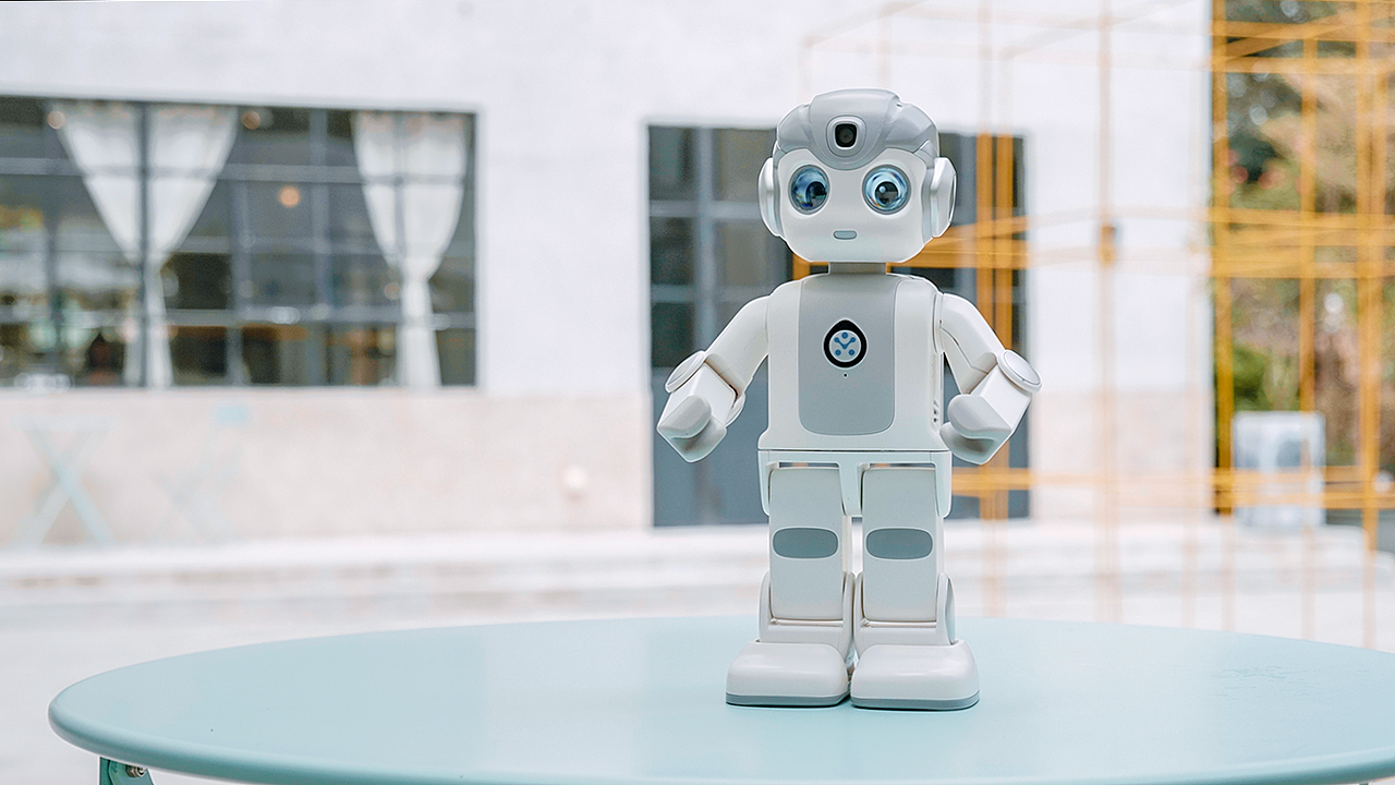 智能机器人悟空上手体验