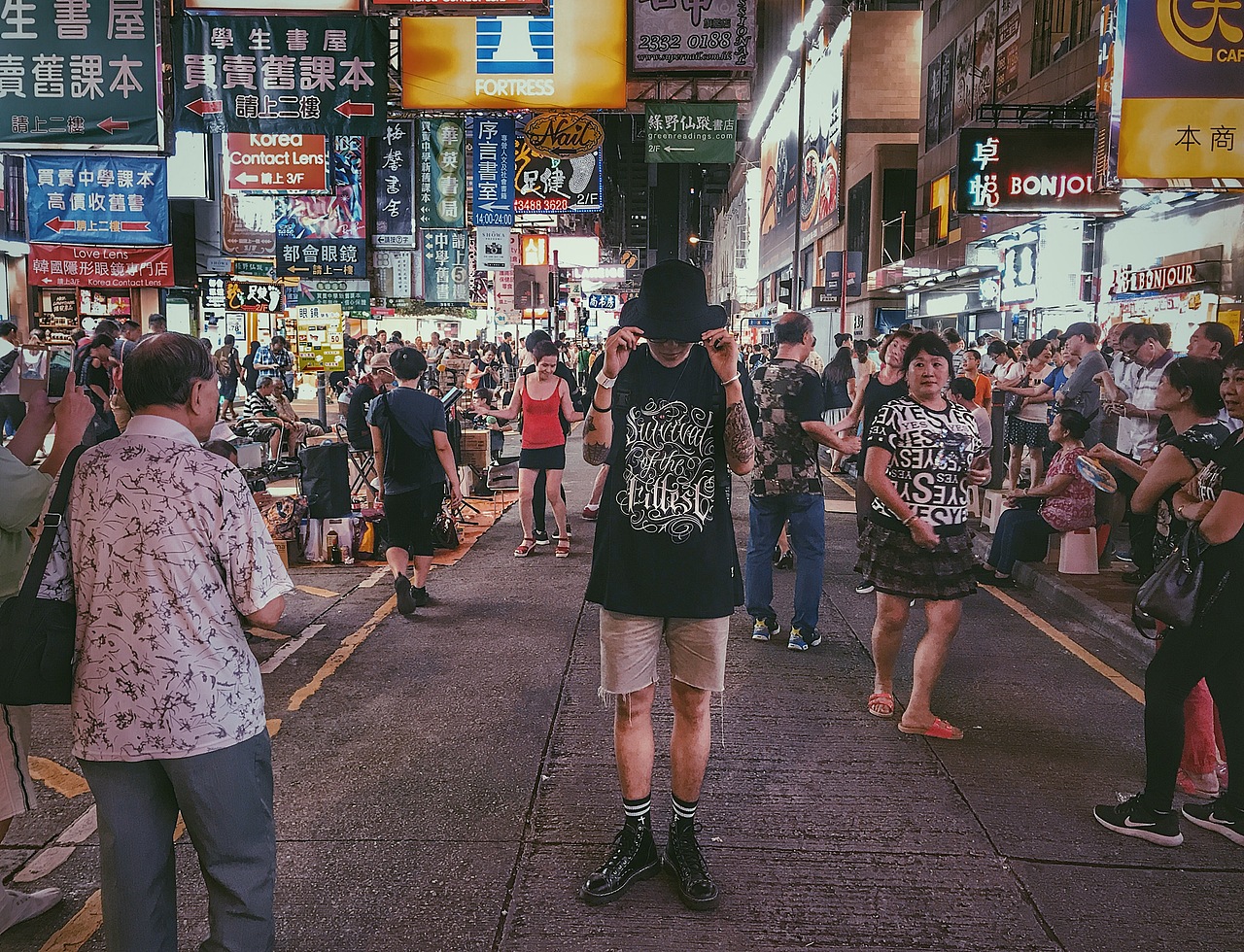 香港纹身展（图ZOTYwNzEwMjA=） - 风光摄影 - 站酷设计师低俗文化king原创素材 - 站酷ZCOOL