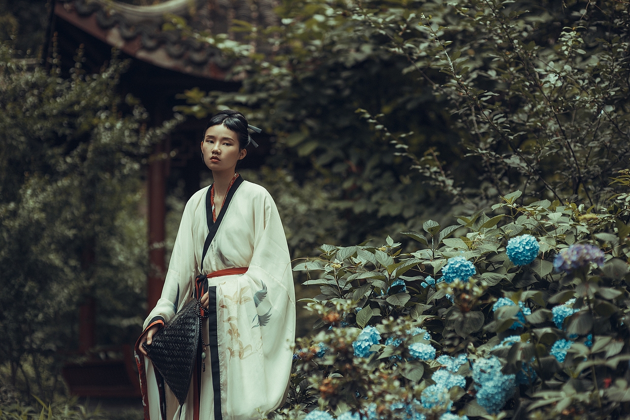 落尘寰（图ZODMwMzAzMjg=） - 人像摄影 - 站酷设计师三火Yvan原创素材 - 站酷ZCOOL