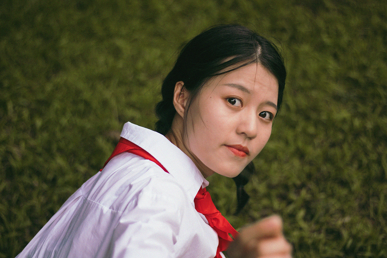 敬个礼呀 握握手（图ZMTI2MzY3OTE2） - 人像摄影 - 站酷设计师POKYUIE原创素材 - 站酷ZCOOL