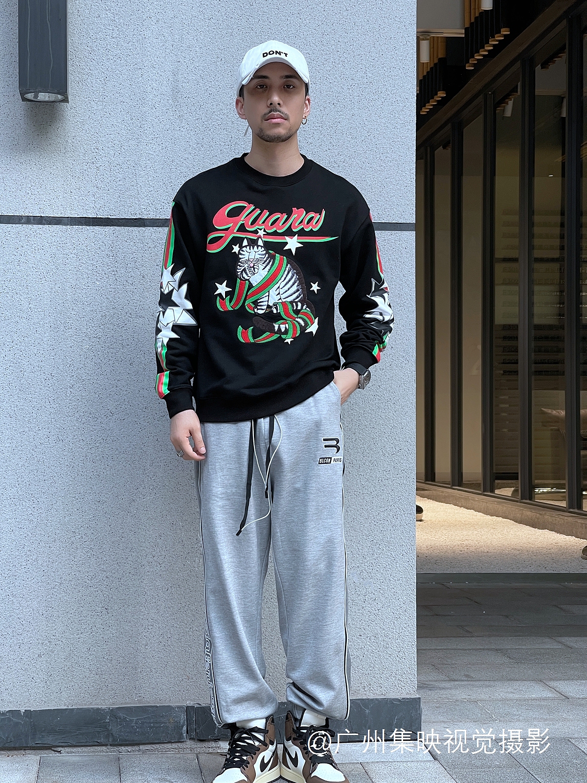 休闲运动男装摄影网拍模特服装拍照照片广州摄影公司