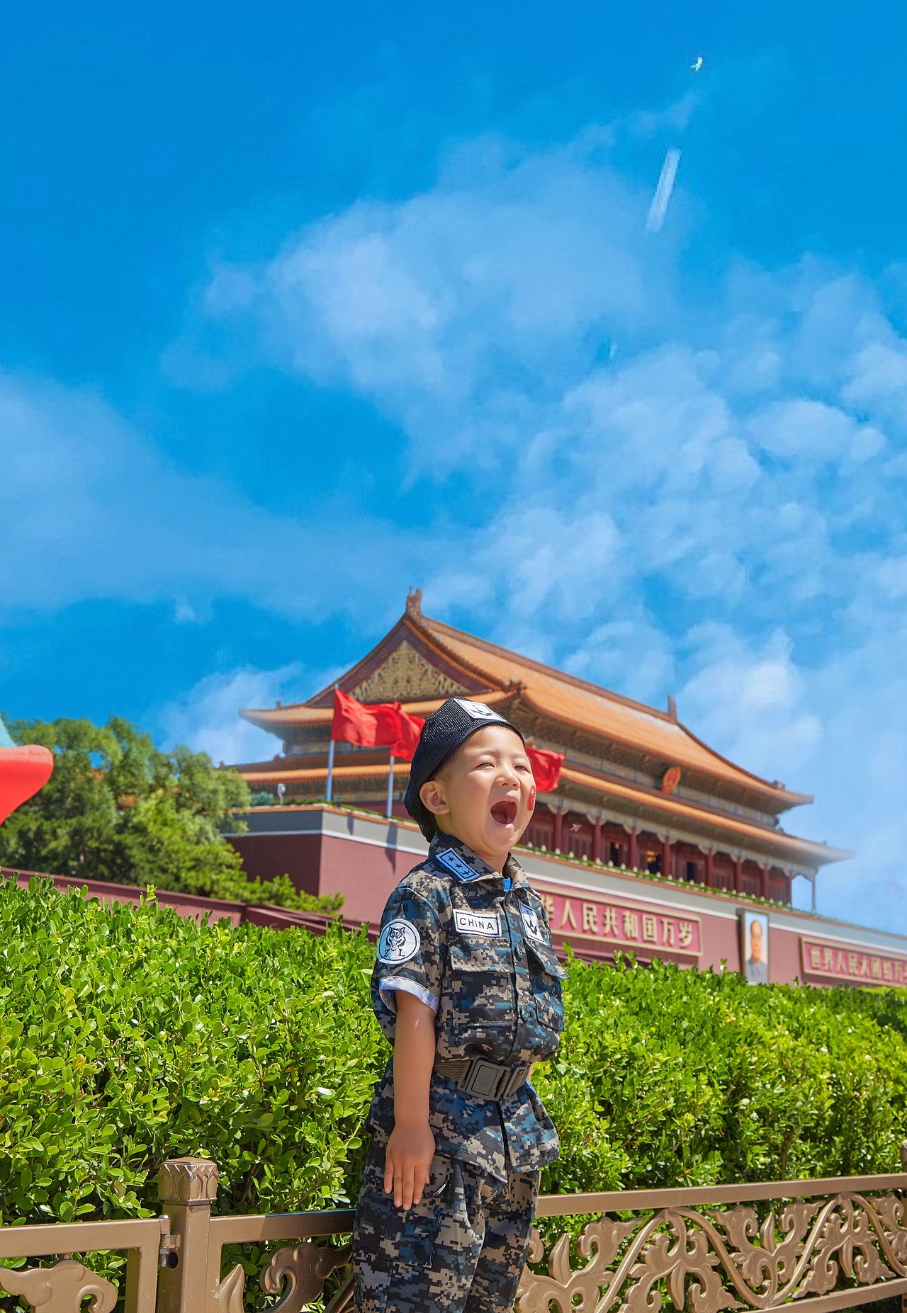儿童摄影 | 我爱北京天安门（图ZMzY5NjMyMjIw） - 人文/纪实摄影 - 站酷设计师食光纪_原创素材 - 站酷ZCOOL