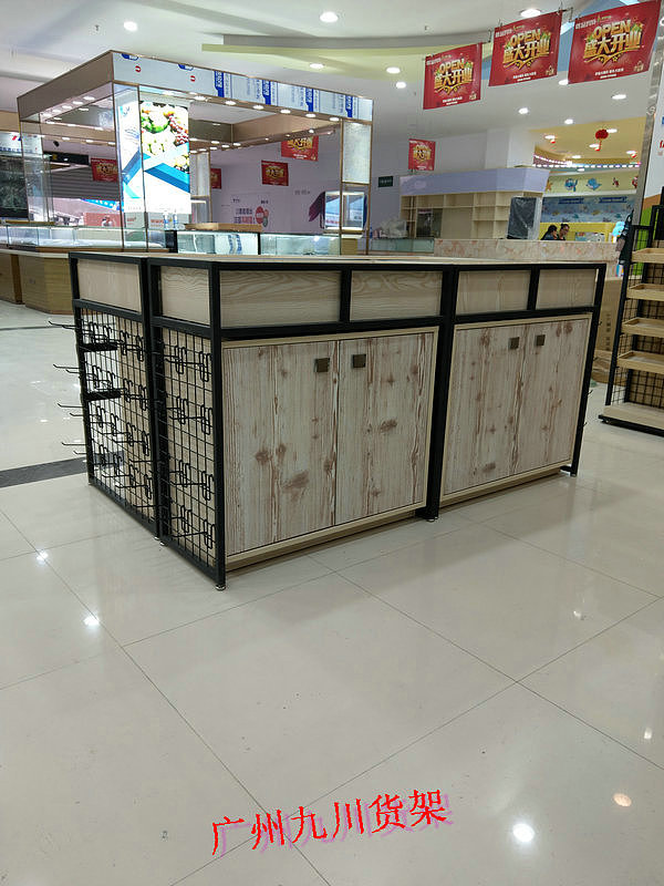 九川货架伶俐货架店铺装修厂家