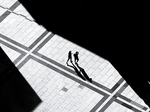 【旅行的意义】-黑白画映-