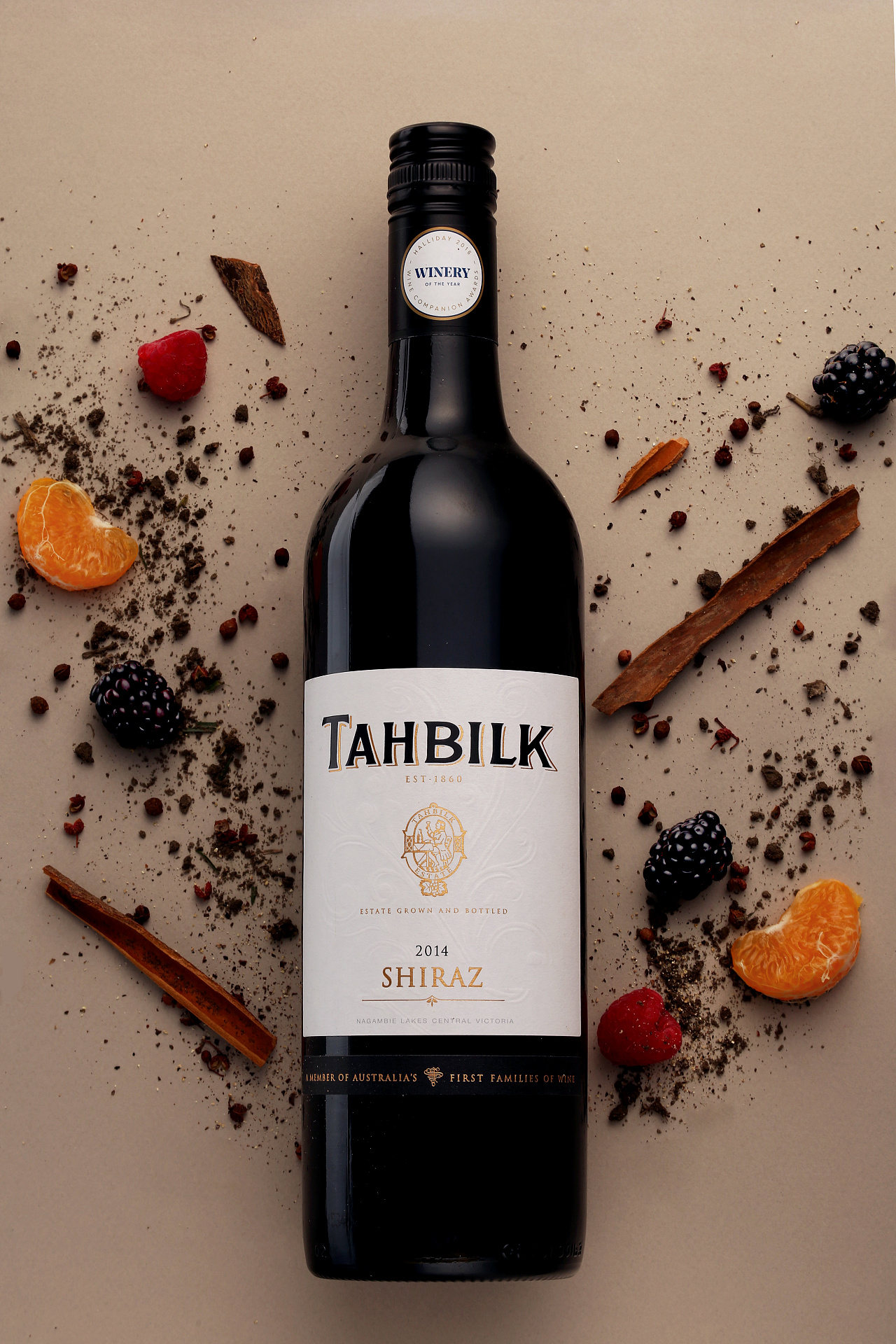 红酒创意封面拍摄设计