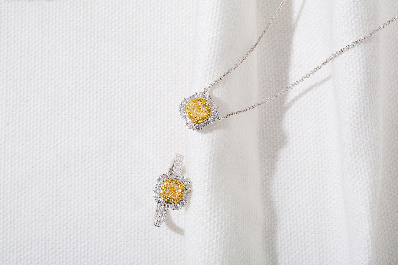 饰品（图ZMTU0MzMyNzg4） - 产品摄影 - 站酷设计师pangyiwen原创素材 - 站酷ZCOOL