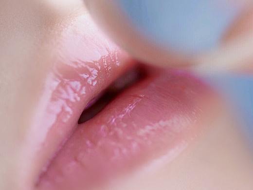 唇唇欲动 唇油拍摄