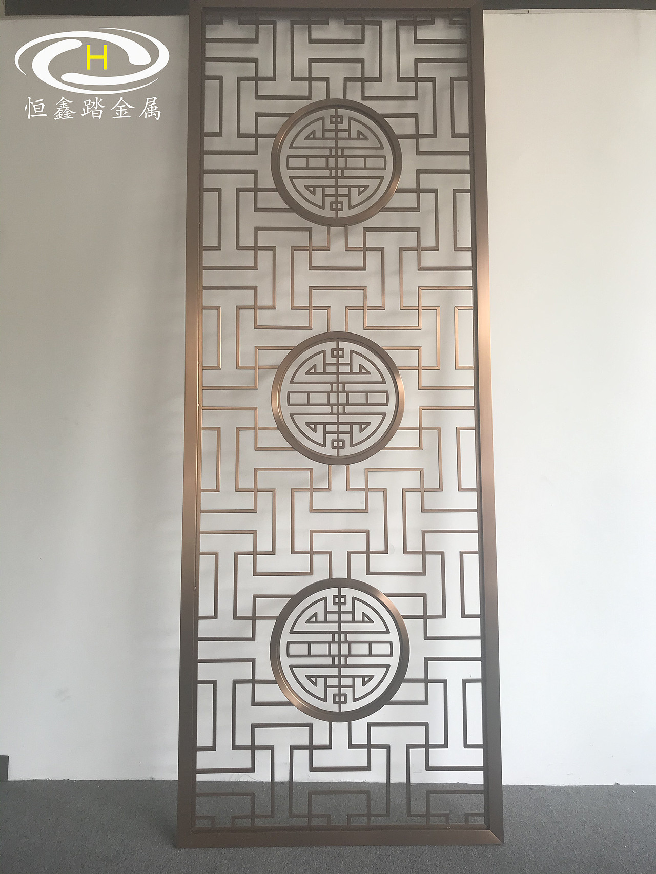 盘点一些中式风格的屏风 酒店铝艺雕刻隔断 不锈钢屏风