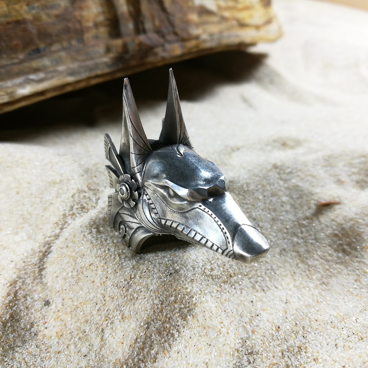 冥界的引渡人-阿努比斯