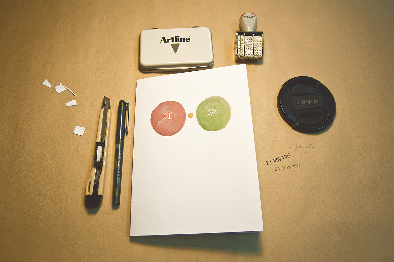 《迷》系列作品《红绿》一个红绿色盲的自述