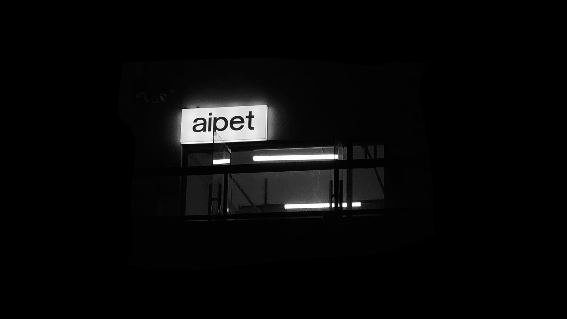 aipet是年轻的重庆本土宠物护理品牌之一。