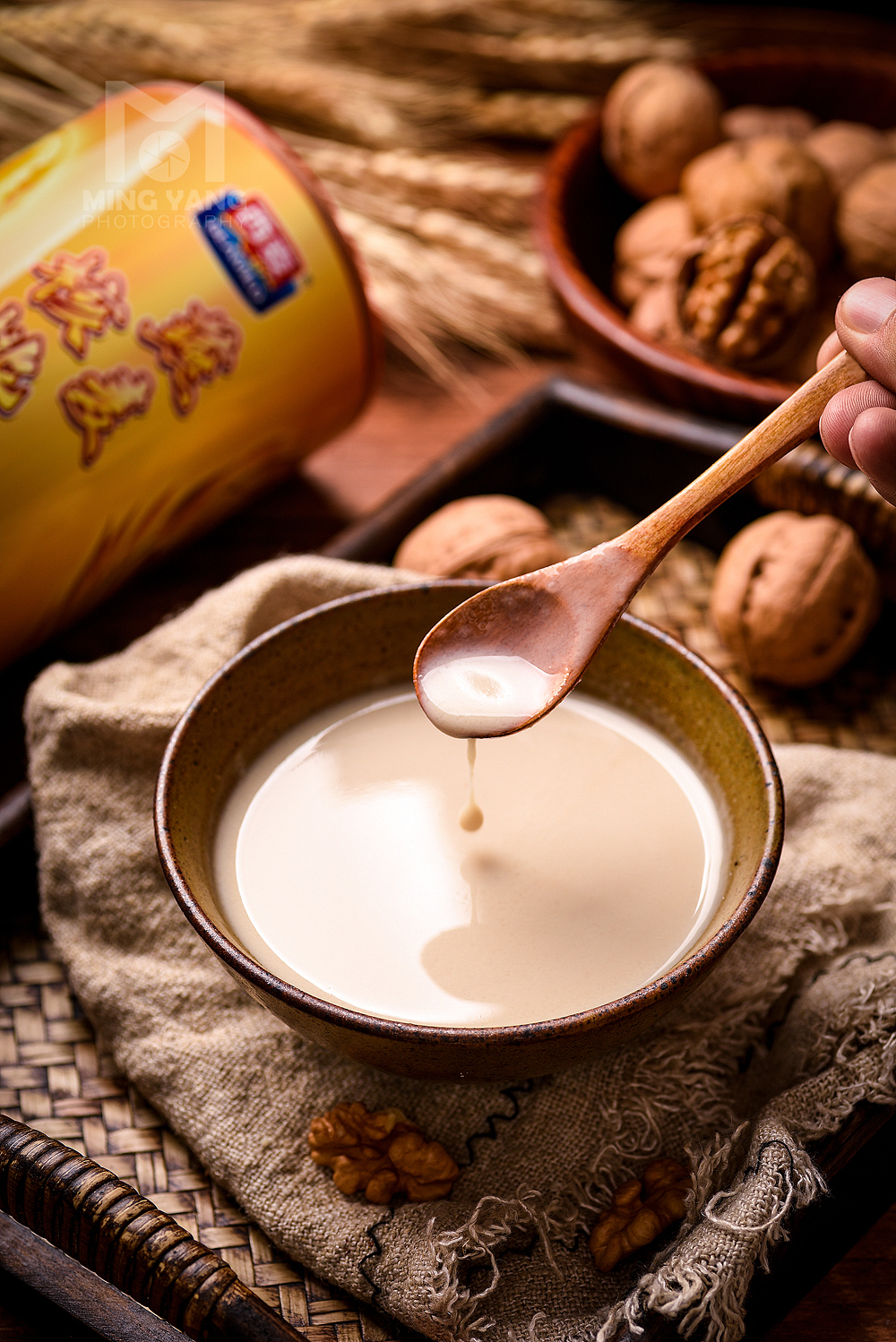 核桃麦片粉（图ZMTI1NzE4NzIw） - 产品摄影 - 站酷设计师摄影师董名扬原创素材 - 站酷ZCOOL
