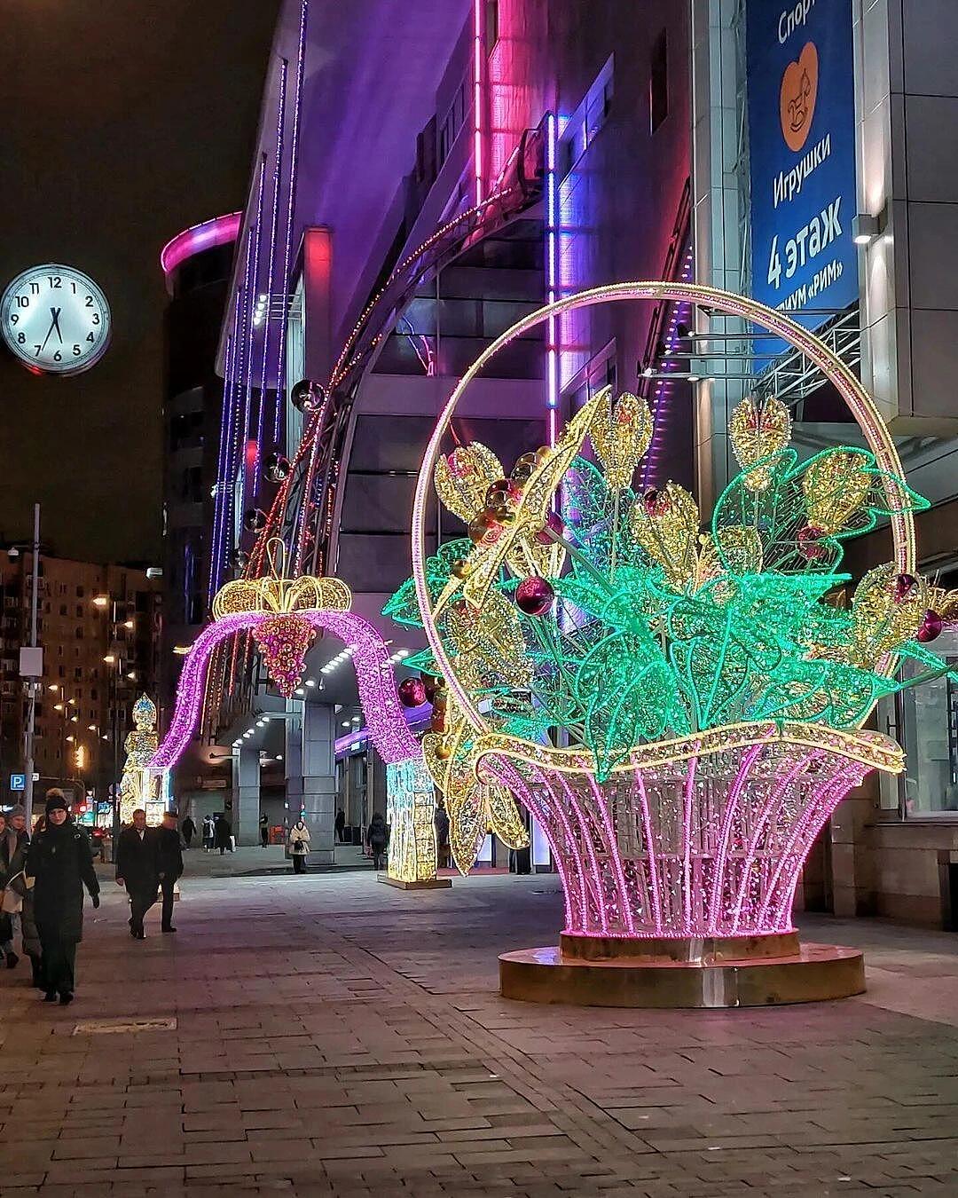 大型夜游灯光节灯光美陈装饰制作