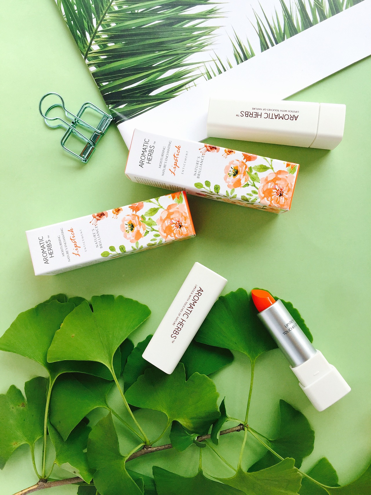 五月手机静物摄影洗护产品口红彩妆产品场景拍摄