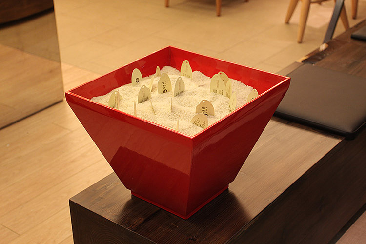 三千粉牛肉米粉餐厅（图ZMjA4OTk3NTI=） - 品牌 - 站酷设计师杨庭伟原创素材 - 站酷ZCOOL