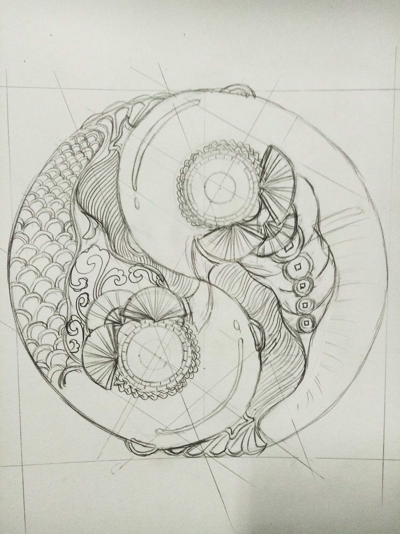 铅笔稿,图案整体以活着的鱼,和死去的鱼作为设计主题,进行了首尾相连