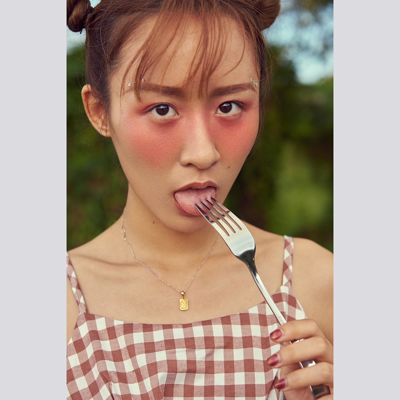 【客片】阿冬（图ZOTY3ODExOTY=） - 人像摄影 - 站酷设计师Leeyum1933原创素材 - 站酷ZCOOL