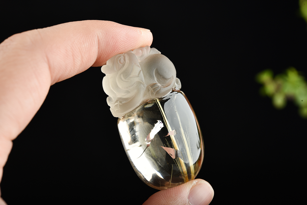 好兆头珠宝之精选发晶和钛晶吊坠