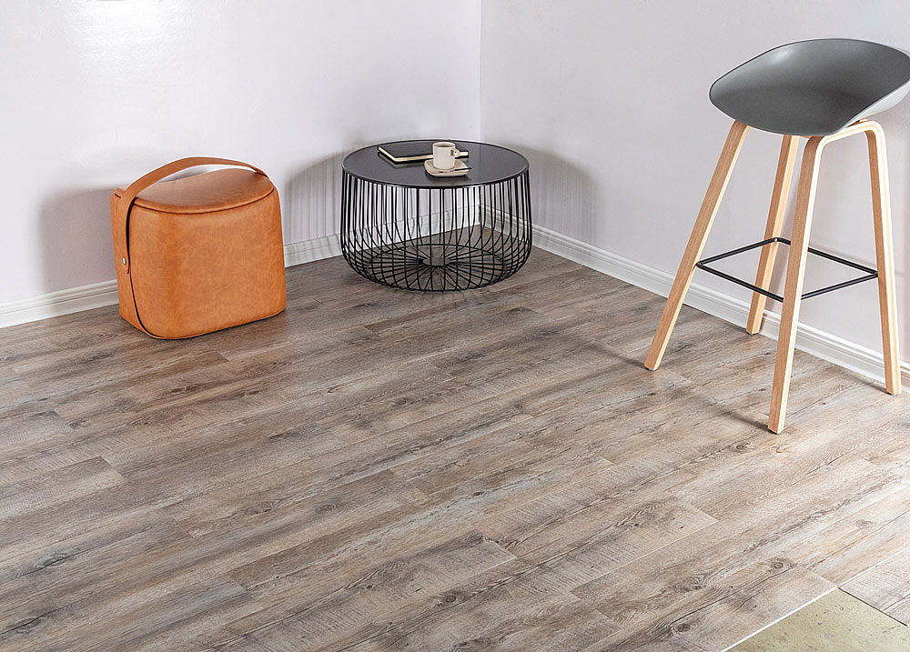 pvc木纹自粘地板贴spc锁扣地板摄影