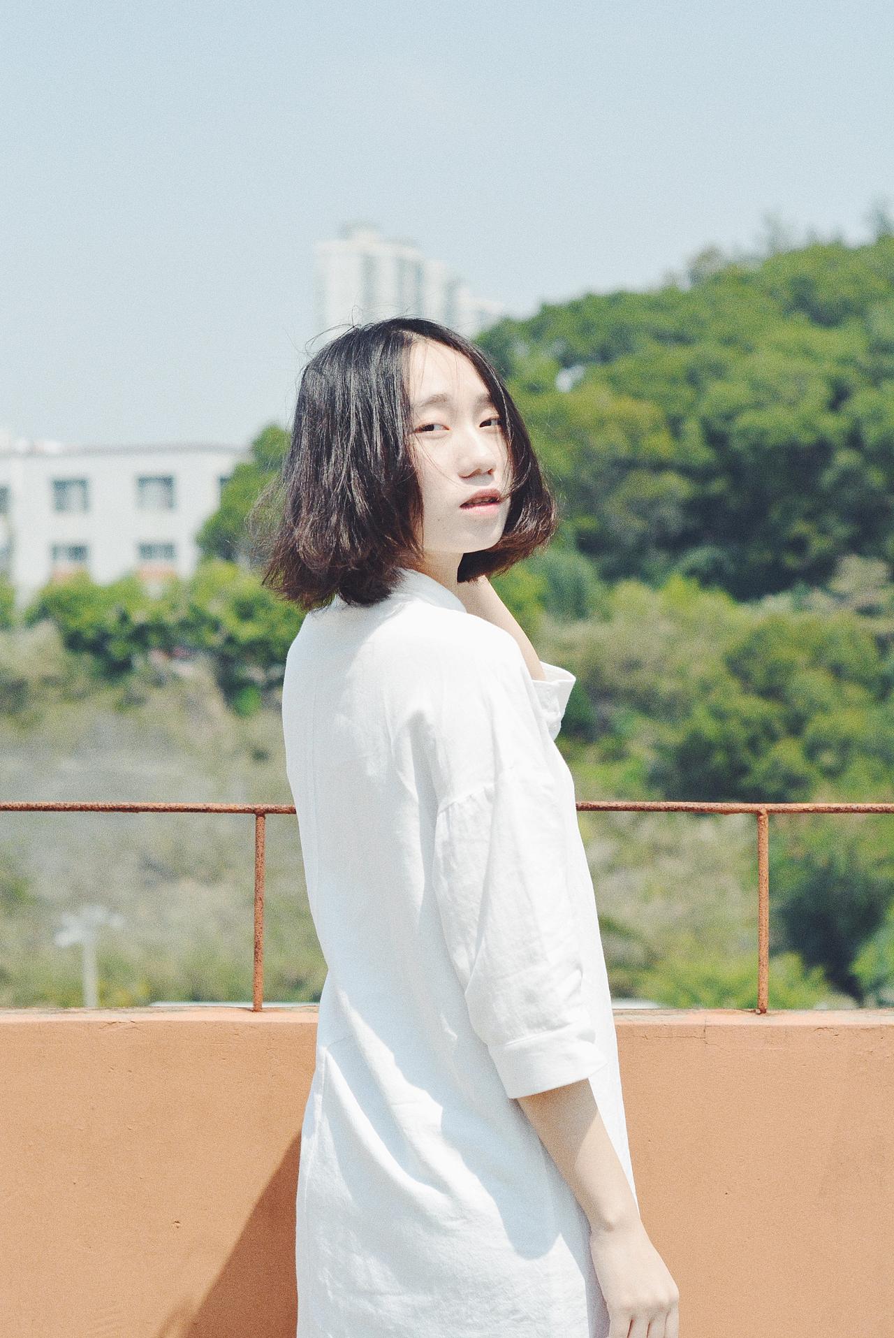 似夏天（图ZNDYxNDEyNDg=） - 人像摄影 - 站酷设计师北鲸镇原创素材 - 站酷ZCOOL