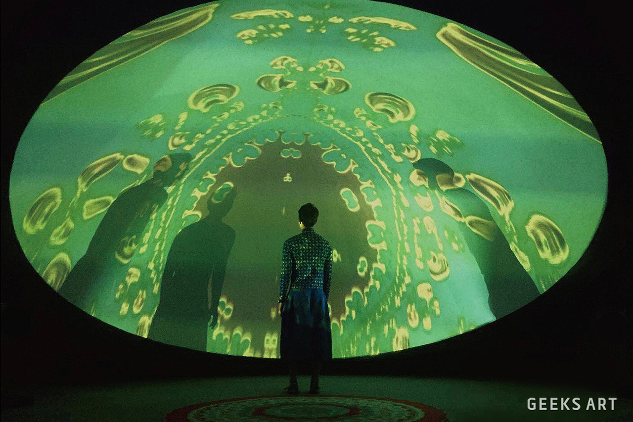 数字艺术装置:「宇宙之瞳 Psychedelic Temple」