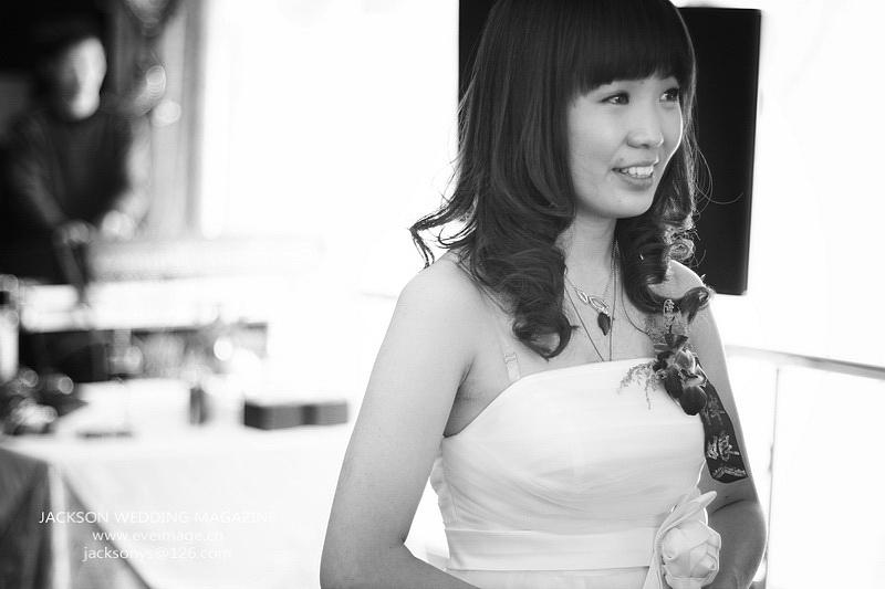 伴娘的笑容永远是最真诚的祝福