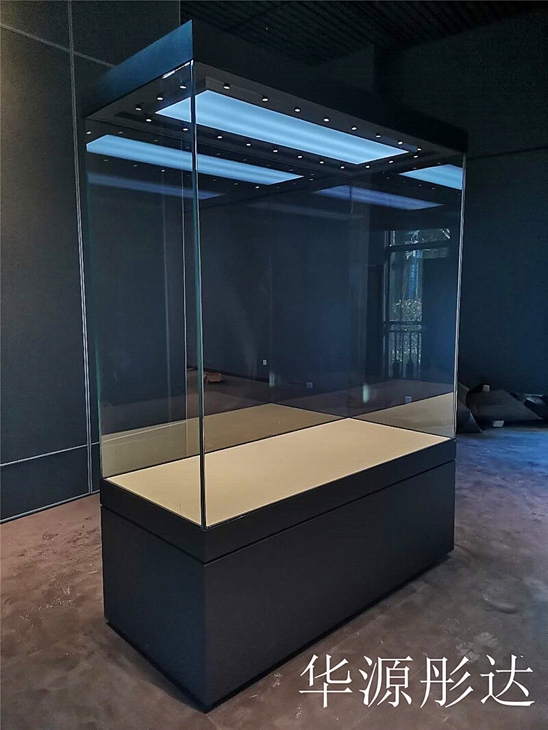 寻乌县博物馆展柜