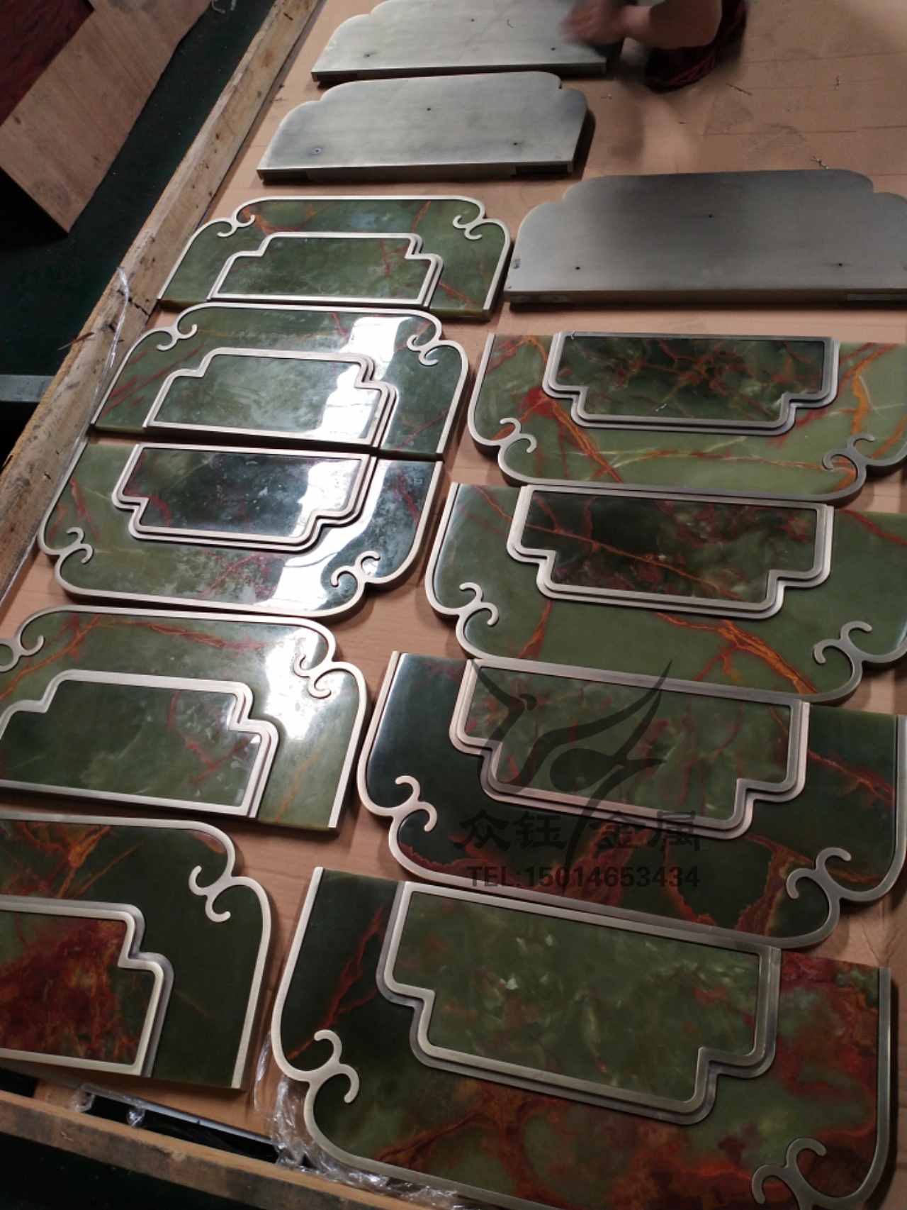 纯天然玉石大拉手