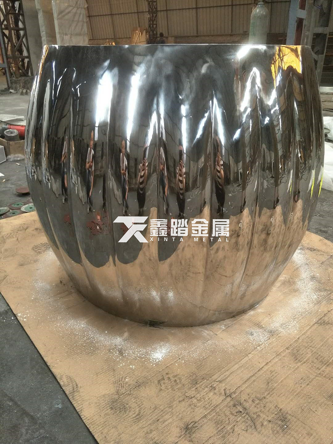 手工锻造镜面异形不锈钢茶几