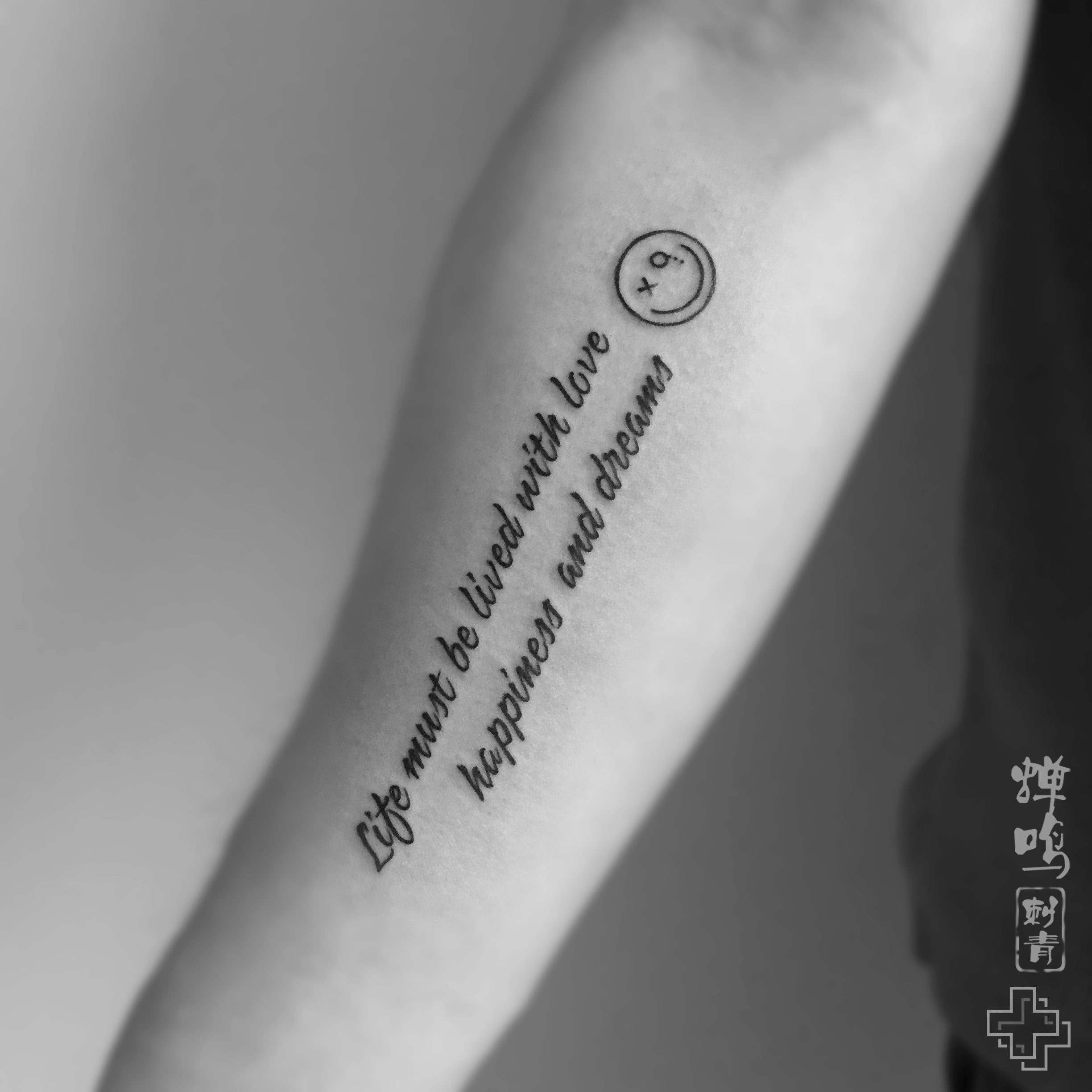 臀下英文纹身 胳膊英文纹身#刺青师大龙|手工艺|其他手工|刺青师大龙 - 原创作品 - 站酷 (ZCOOL)