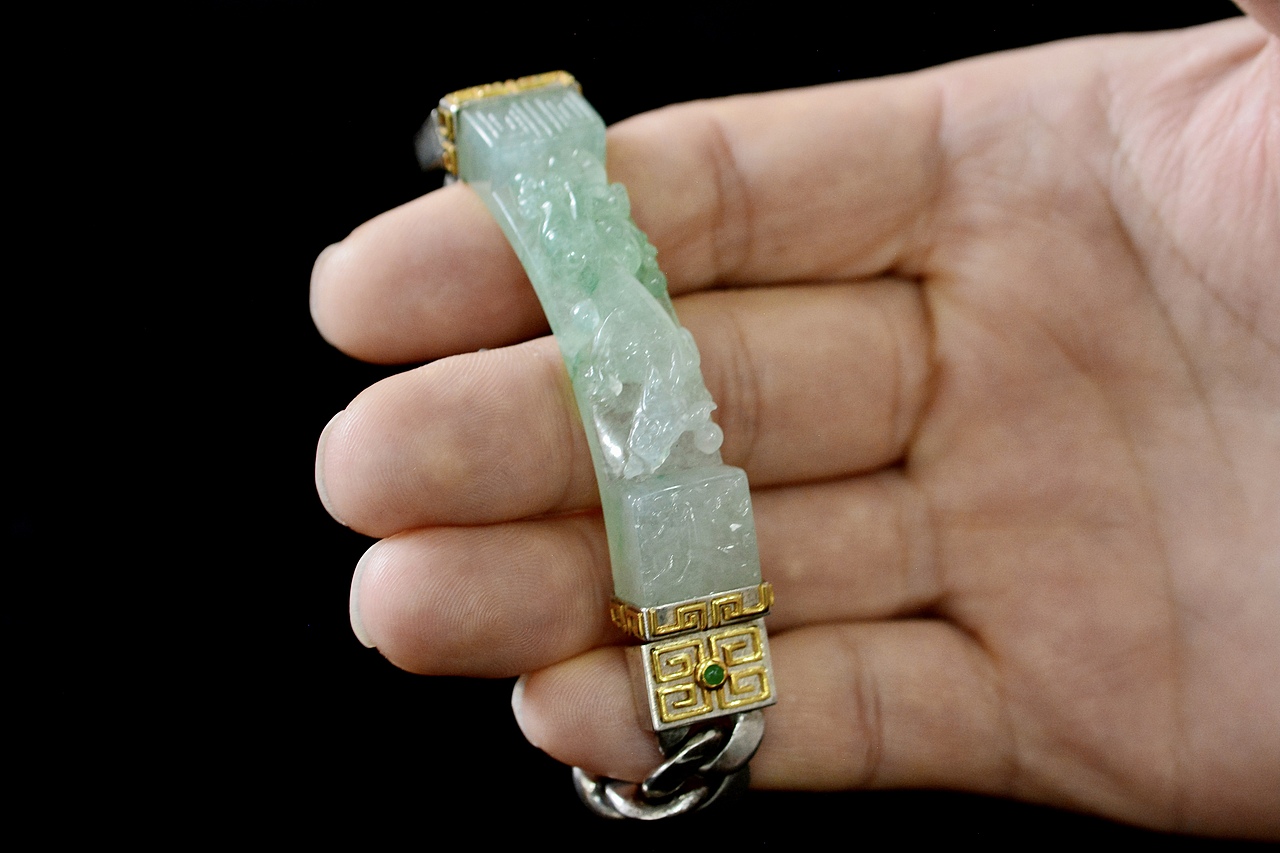 设计作品|翡翠手牌