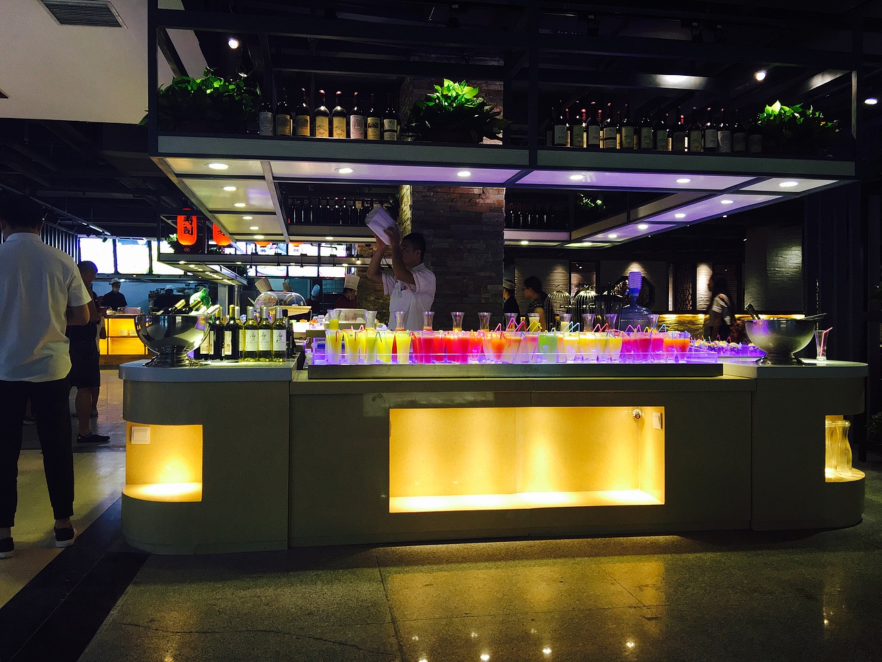 自助餐厅选址定位 餐厅档次提升 自助餐厅烤肉配方