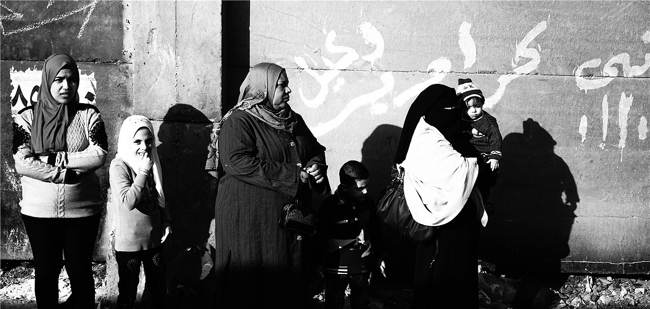 人与人（图ZMTEwNjY0Njc2） - 人文/纪实摄影 - 站酷设计师海和蓝原创素材 - 站酷ZCOOL