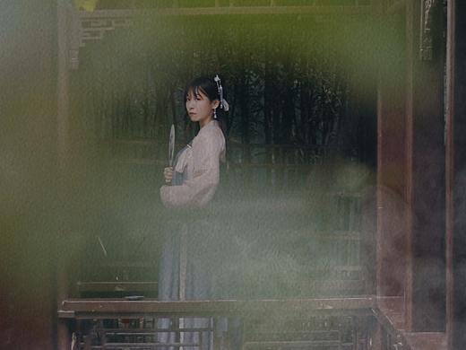 【汉服】听雨（个人主页-ZMjkwNTk1MzY=） - 人像摄影 - 站酷设计师肆粗原创素材 - 站酷ZCOOL
