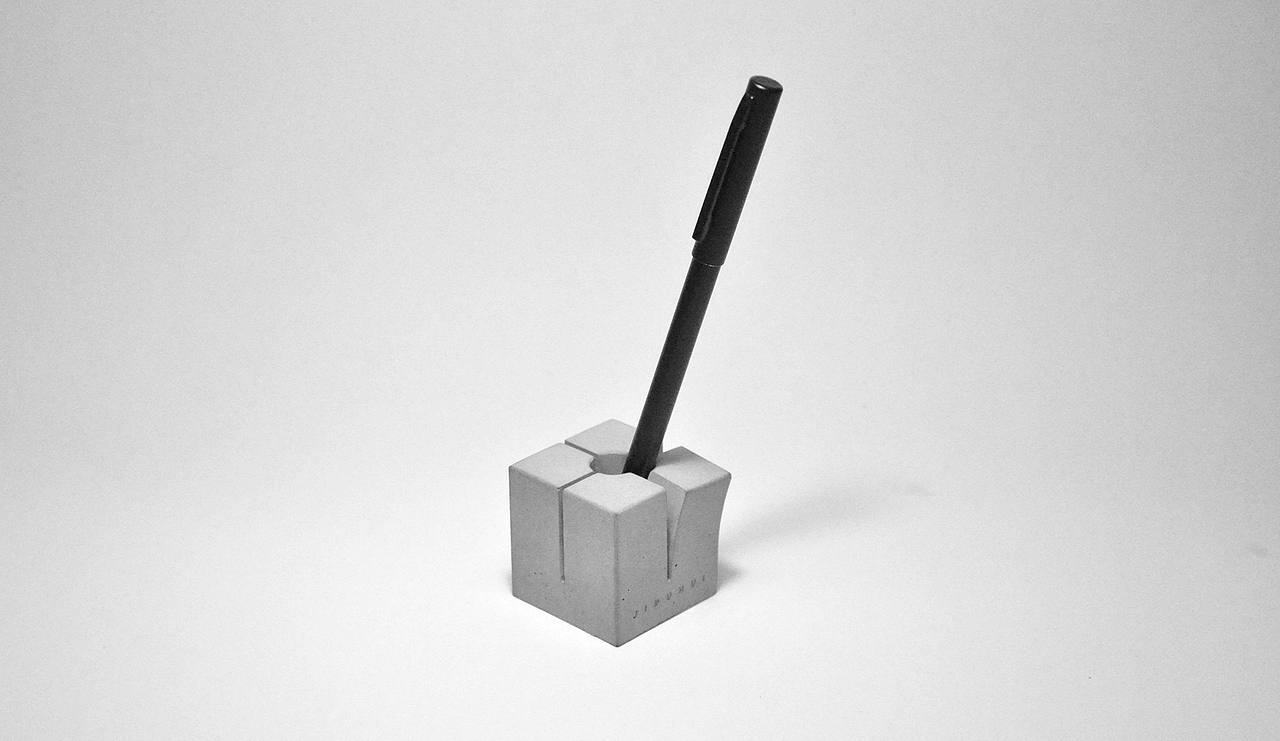 几度灰/【意外】混凝土笔架（图ZNjg2NDQ3MDg=） - 生活用品 - 站酷设计师JIDUHUI原创素材 - 站酷ZCOOL