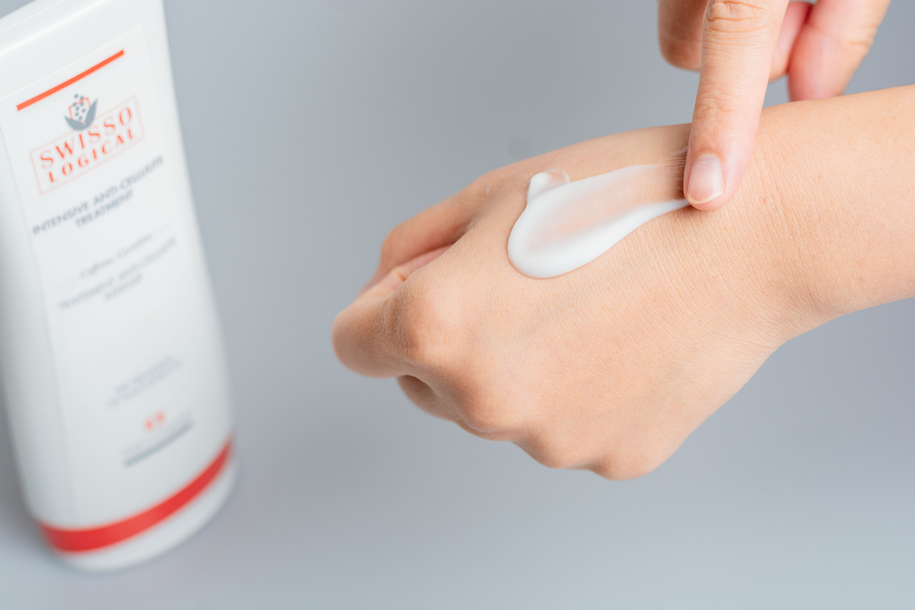 涂身体乳用不用擦干(涂身体乳前要擦干身体吗) 涂身体乳用不用擦干(涂身体乳前要擦干身体吗)