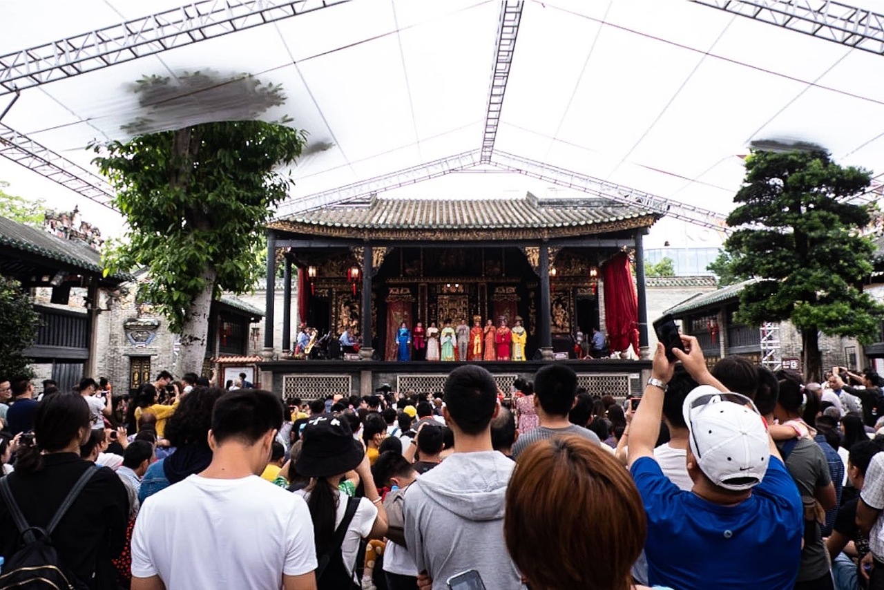 获芳虹粤剧团邀于佛山祖庙万福台拍摄（图ZMTU3MjAzMjg0） - 人文/纪实摄影 - 站酷设计师吴杰雄摄影师原创素材 - 站酷ZCOOL