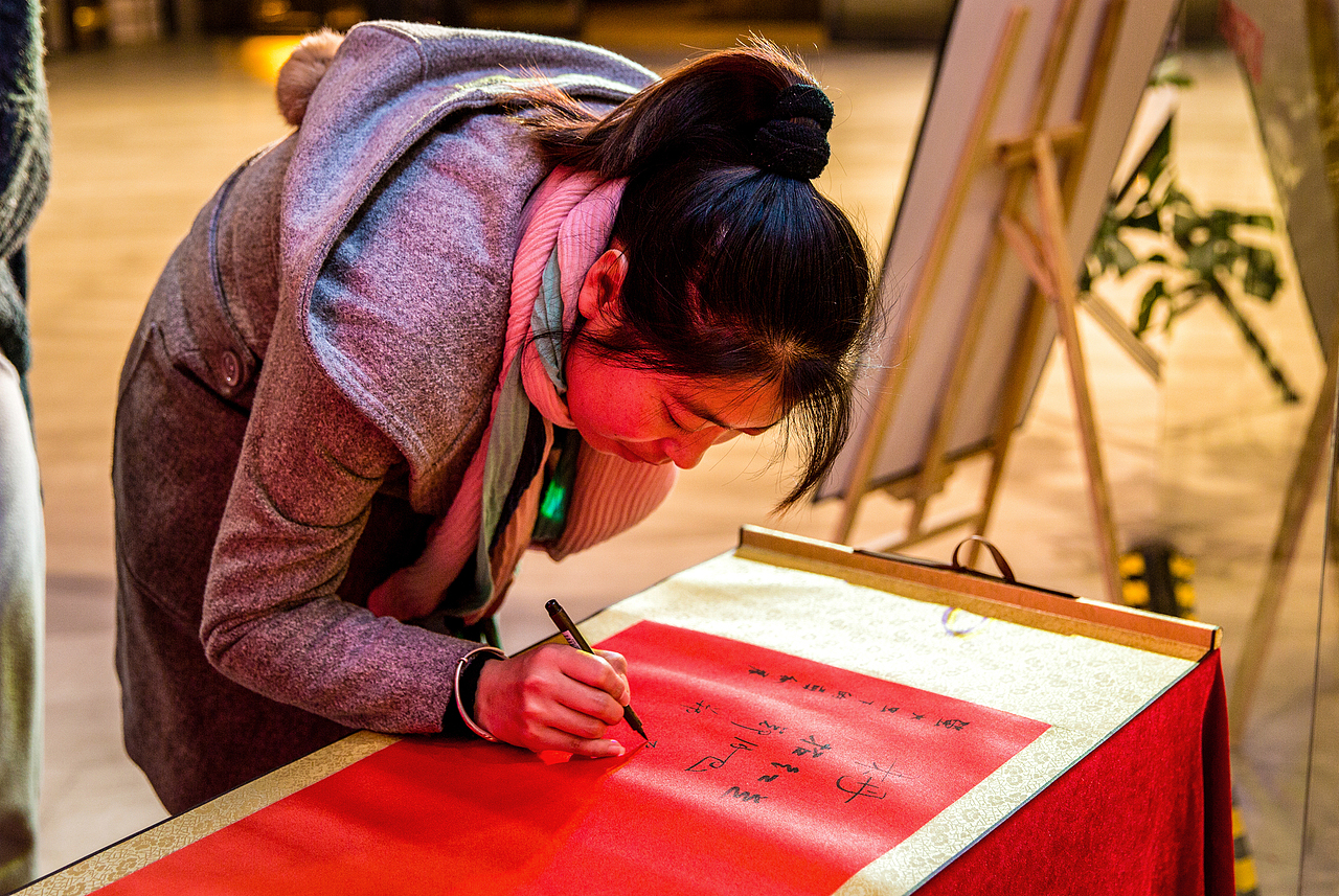 萤火虫下的剪纸展 杭州站（图ZMTA1OTA2NTY4） - 其他手工艺 - 站酷设计师不是美术馆原创素材 - 站酷ZCOOL