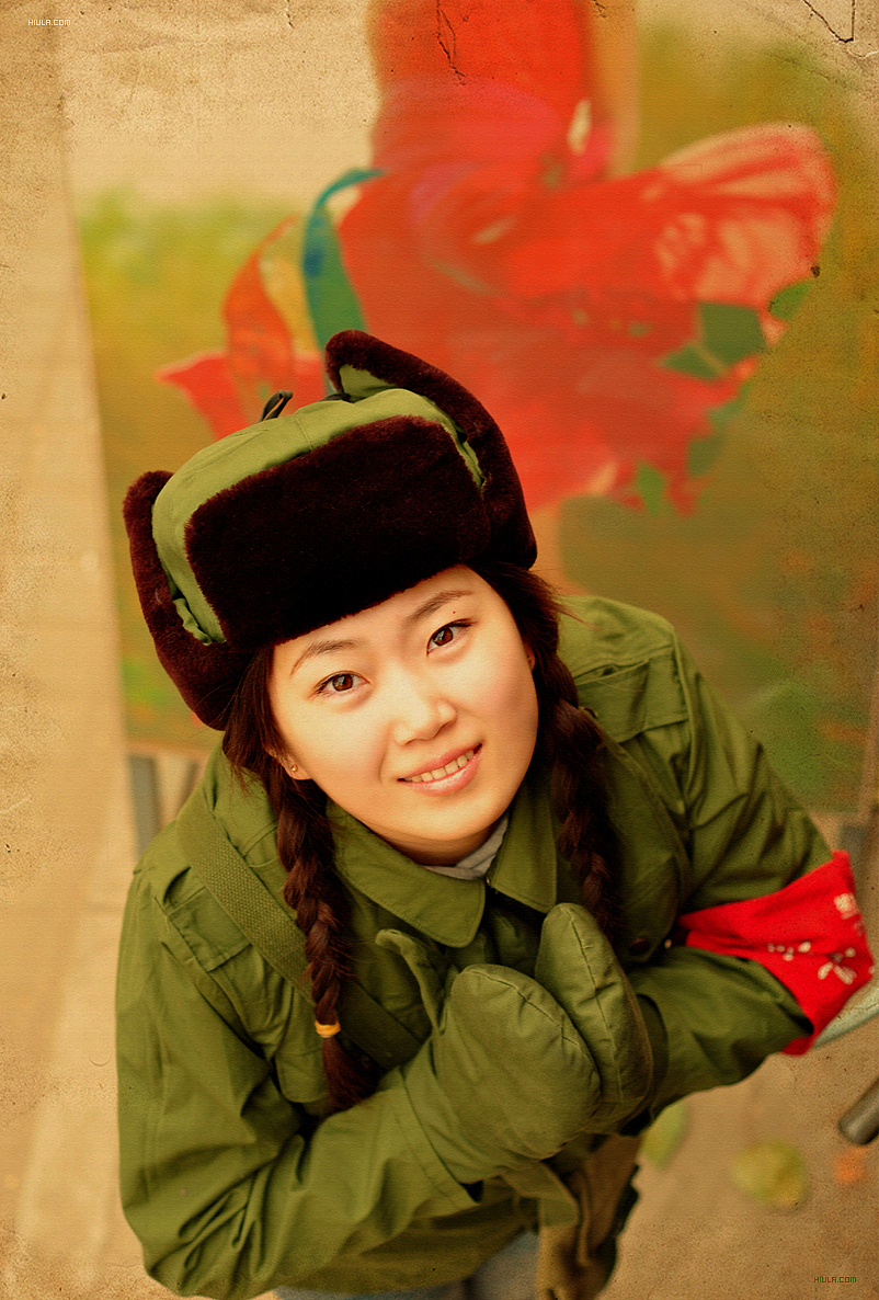 傻傻女兵（图ZMjU1MjM2MA==） - 人像摄影 - 站酷设计师hiula原创素材 - 站酷ZCOOL