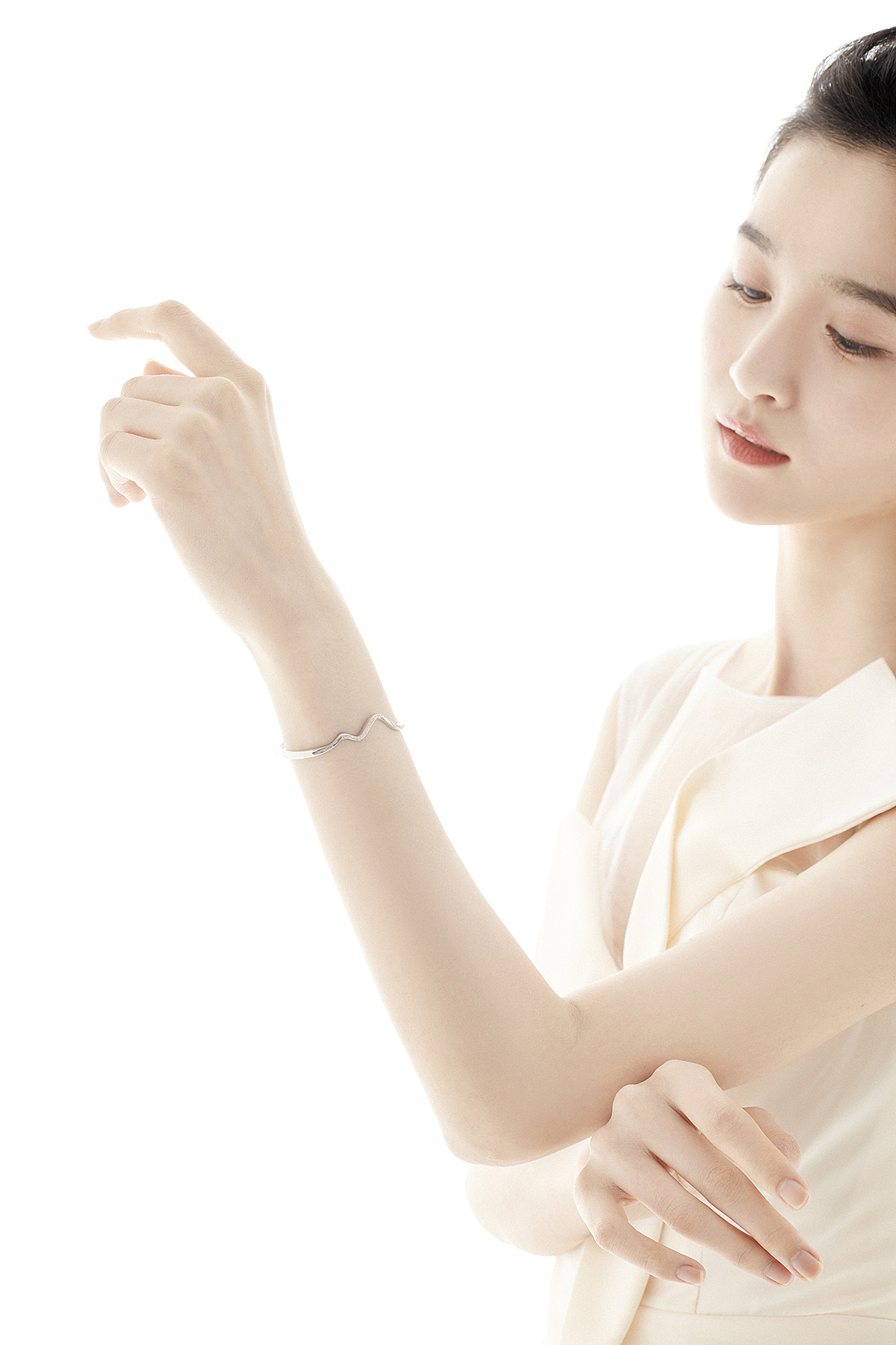 商业摄影|珠宝首饰拍摄|美目流盼气若幽兰