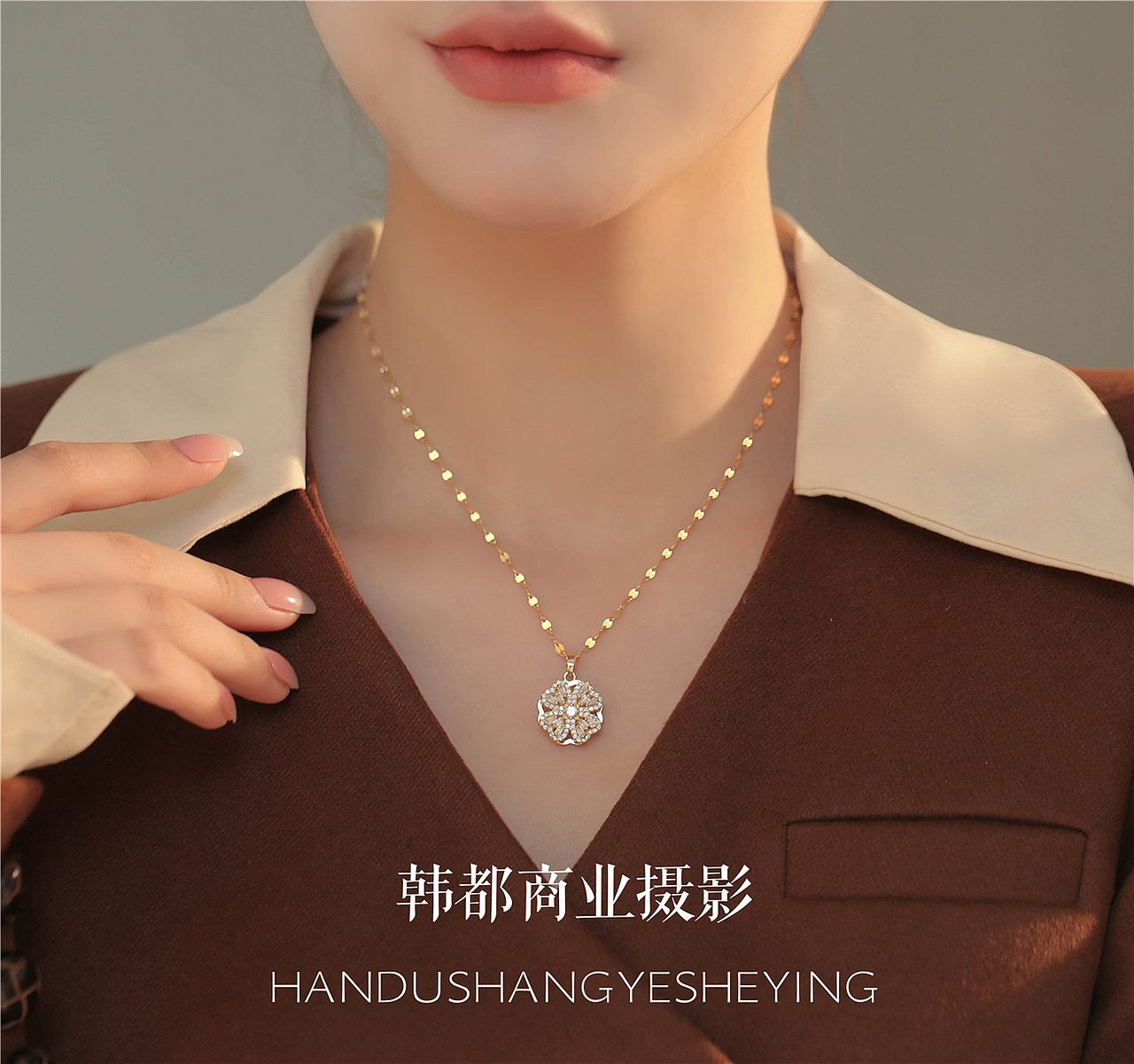 耳钉项链欧式风格模特图