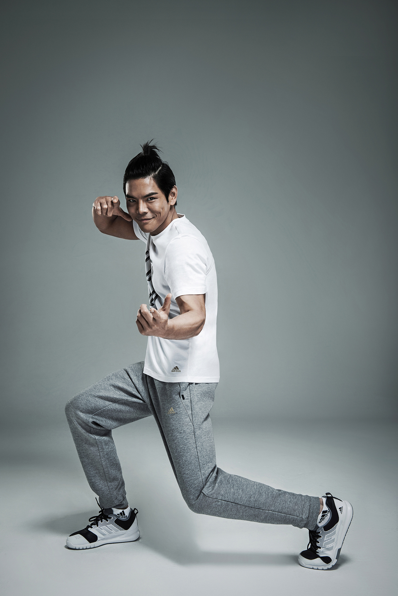 向佐| 阿迪达斯adidas 武极系列