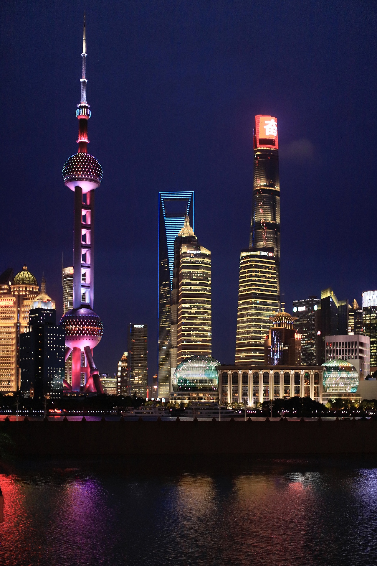夜上海（图ZMzIyMDI5MzA0） - 环境/建筑摄影 - 站酷设计师亡命之徒的生涯原创素材 - 站酷ZCOOL