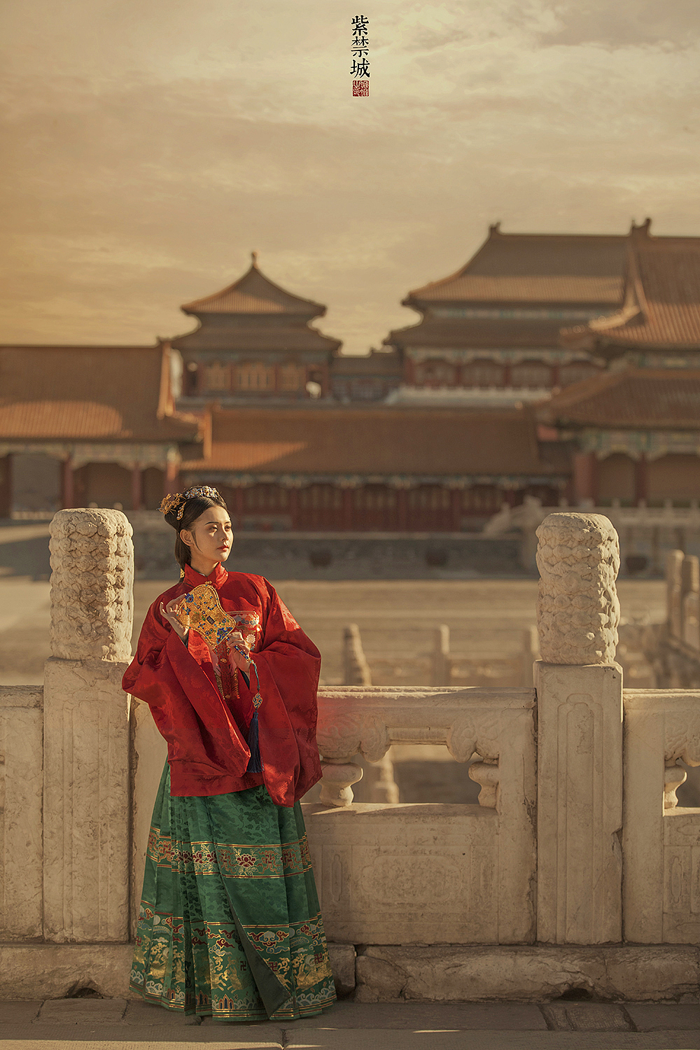 紫禁城（图ZMTU1MDI0MjA0） - 人像摄影 - 站酷设计师摄影师蝈蝈小姐原创素材 - 站酷ZCOOL
