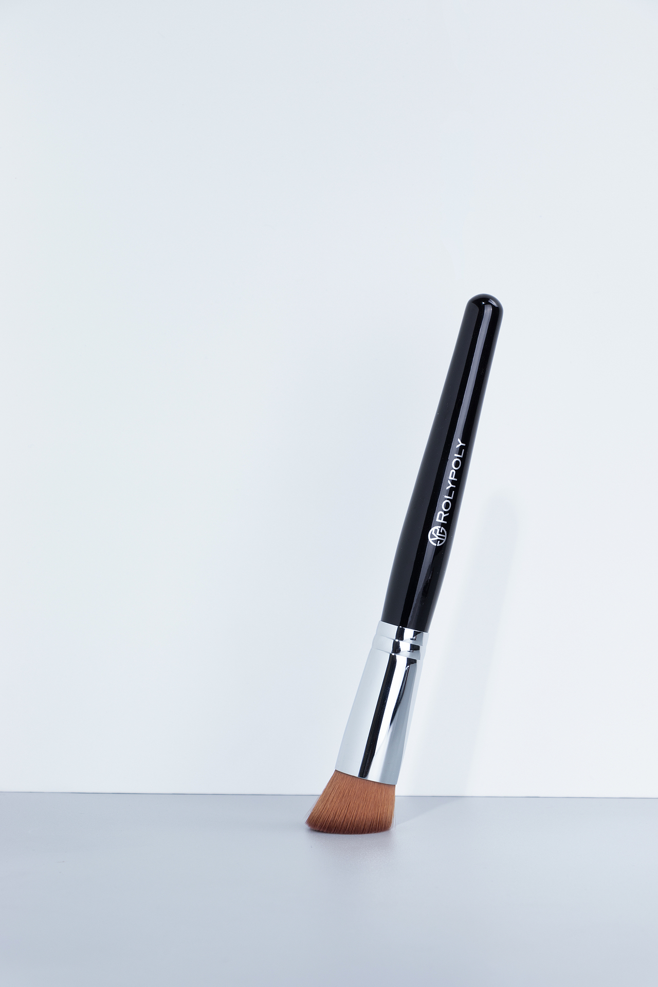 斜头圆面粉底刷