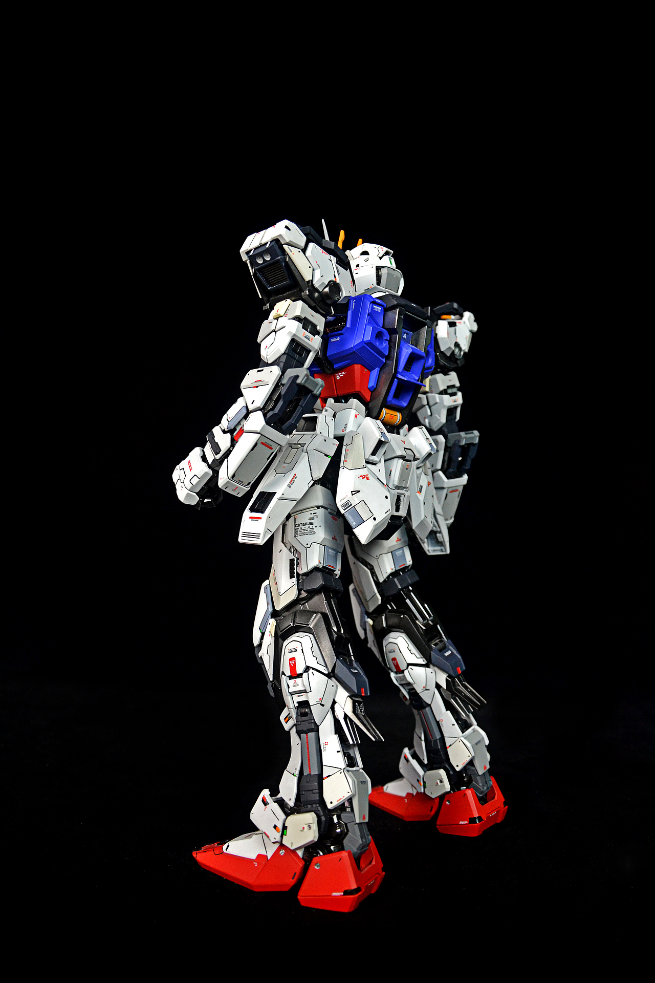 万代白突击强袭高达gk树脂改件pg1/60