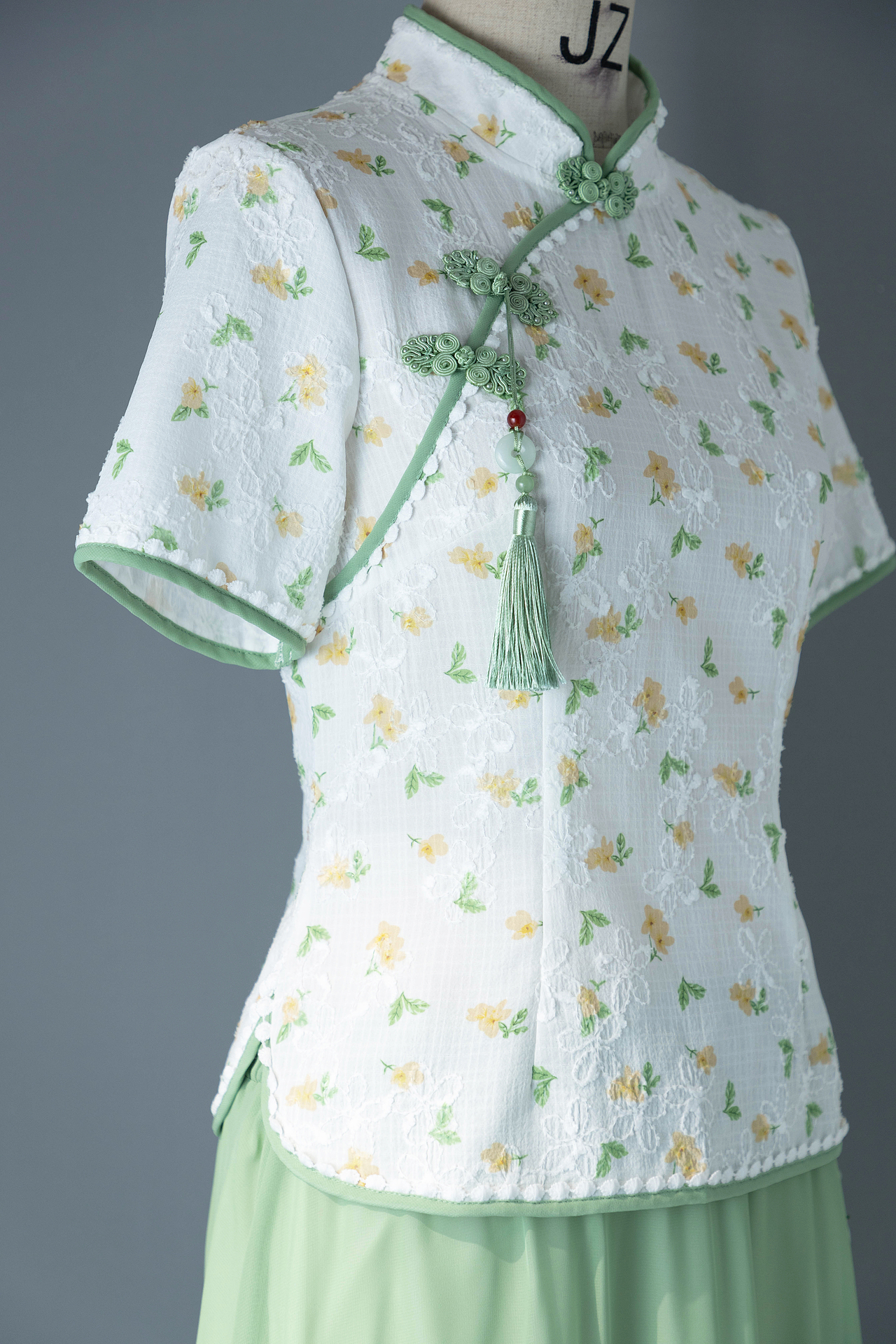 改良旗袍人台拍摄