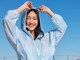 龍楊瀅 For 波司登 防曬服