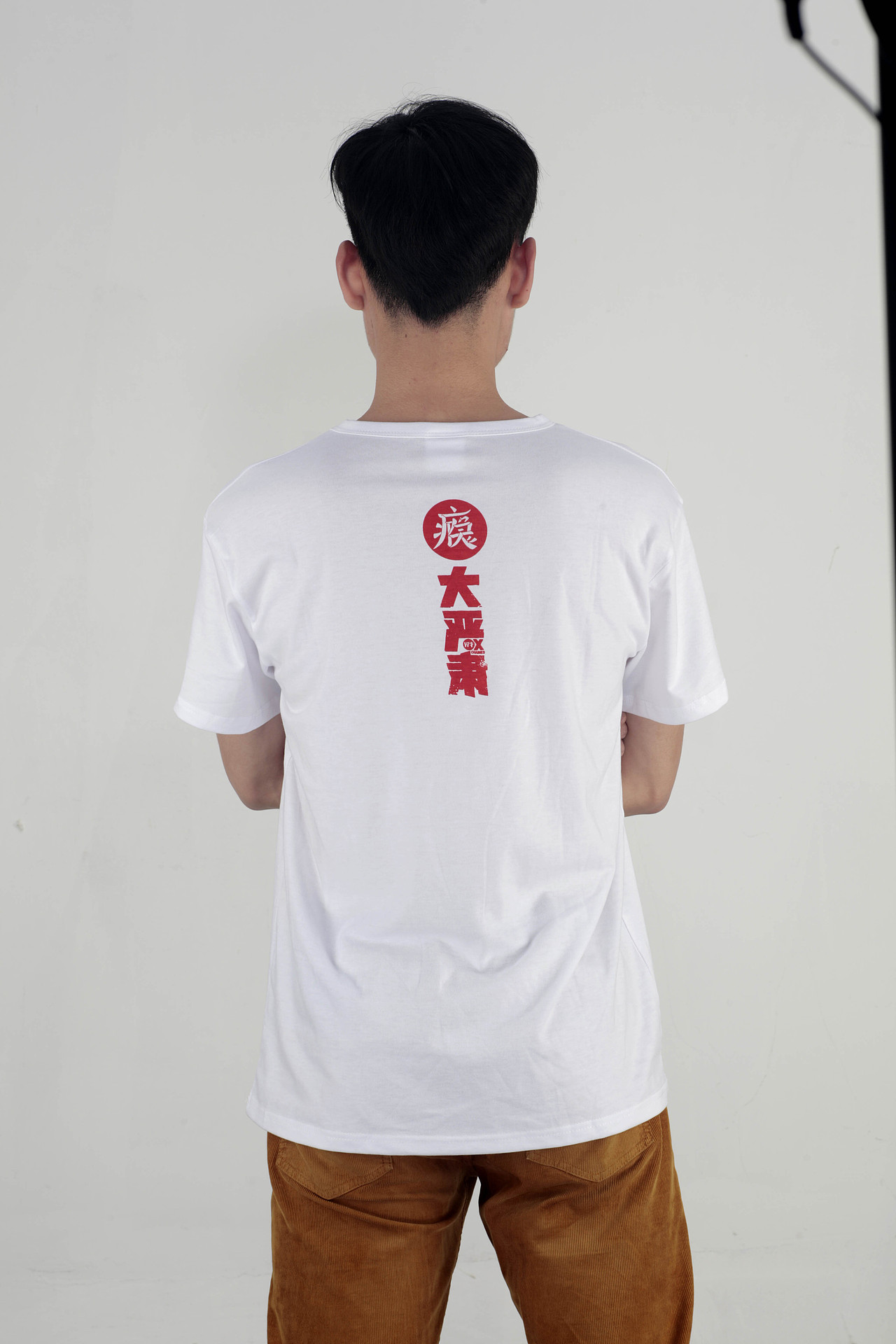 手-主题设计-囚牛杂志（图ZMTYzNzQyODQ=） - 概念设定 - 站酷设计师大圣DS原创素材 - 站酷ZCOOL