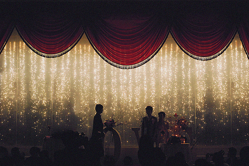 仅仅是婚礼.为那不花哨的爱情